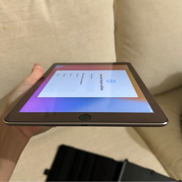 Ipad air 2 16GB space grey - Picture 5 of 9